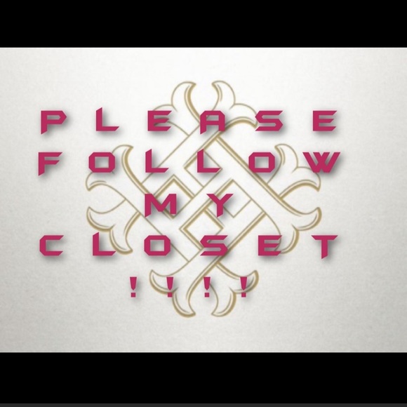 PLEASE FOLLOW MY CLOSET - Picture 2 of 3